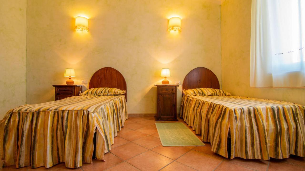 Agriturismo Carrucana Martis Luaran gambar